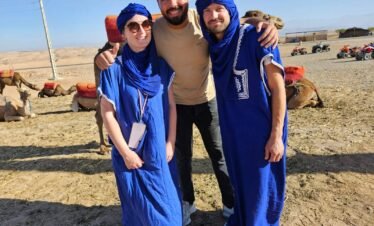 Tour privado de 3 días desde Marrakech a Merzouga – Campamento de lujo